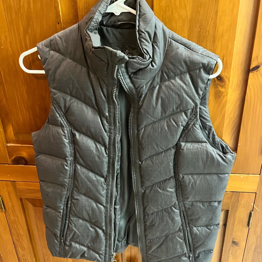 Prana Gray Puffer Vest